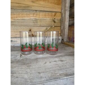 Vintage  Libbey Christmas Holly and Berries Glass Highball ‎ Glasses Set Of 3